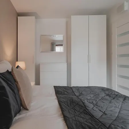 Apartment Totu Waterlane Island - Free Parking, Pool, Sauna, Gym