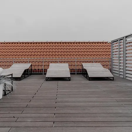 Totu Waterlane Island - Free Parking, Pool, Sauna, Gym