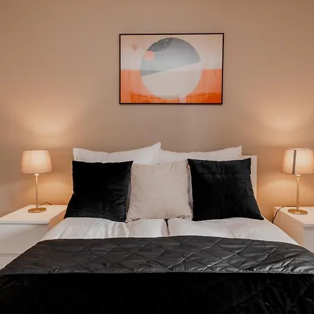 Totu Waterlane Island Apartment