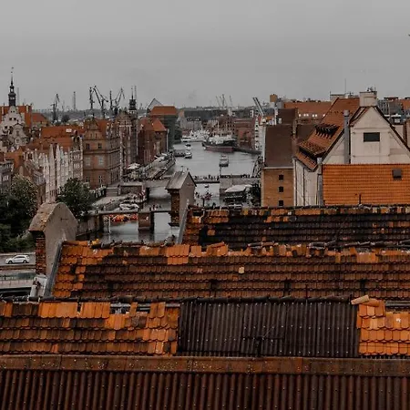 Totu Waterlane Island *