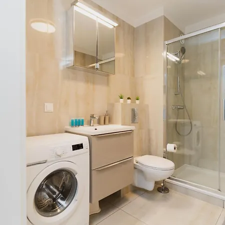 شقة Totu Waterlane Island - Free Parking, Pool, Sauna, Gym غدانسك