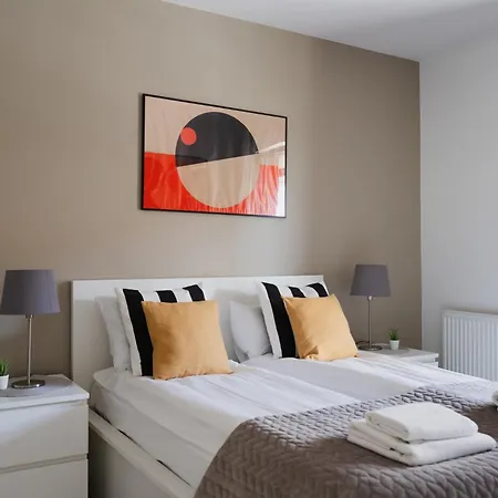 Totu Waterlane Island - Free Parking, Pool, Sauna, Gym *