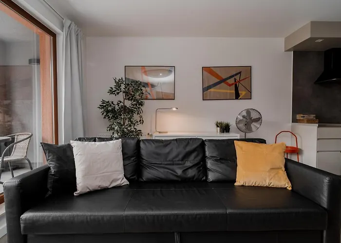 Totu Waterlane Island *