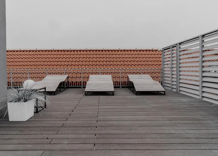 Totu Waterlane Island