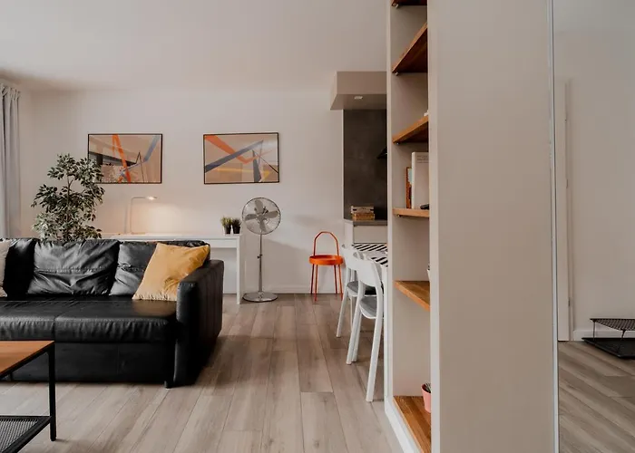 Totu Waterlane Island *