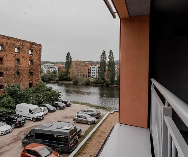 Totu Waterlane Island Apartment