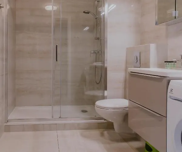 Totu Waterlane Island Apartment *